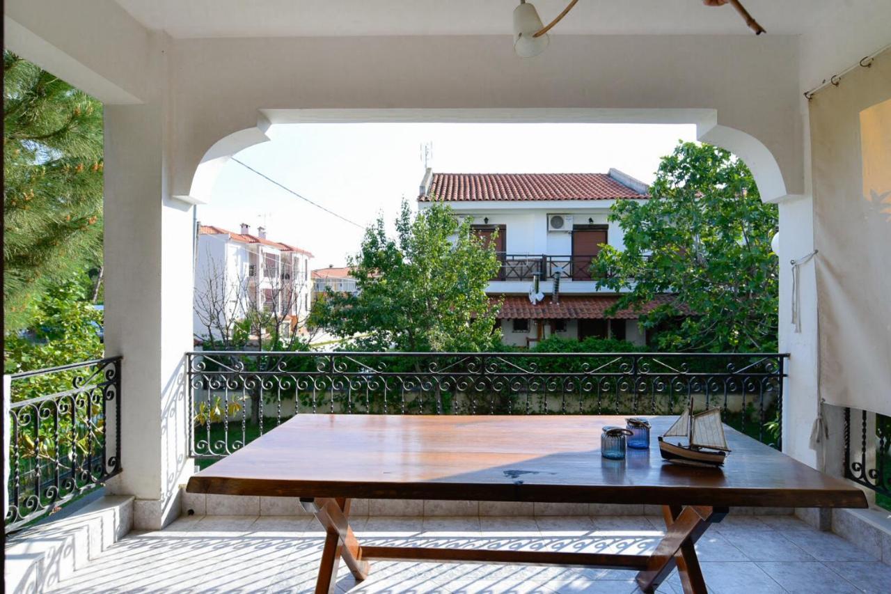 Seasidelongo Houses 1 Min From The Beach Of Nikiti Exterior foto